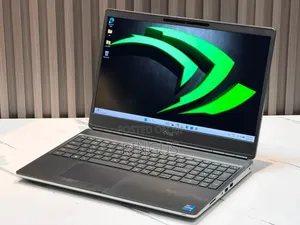 Laptop Dell Precision 7560 16GB Intel Core i7 SSD 512GB