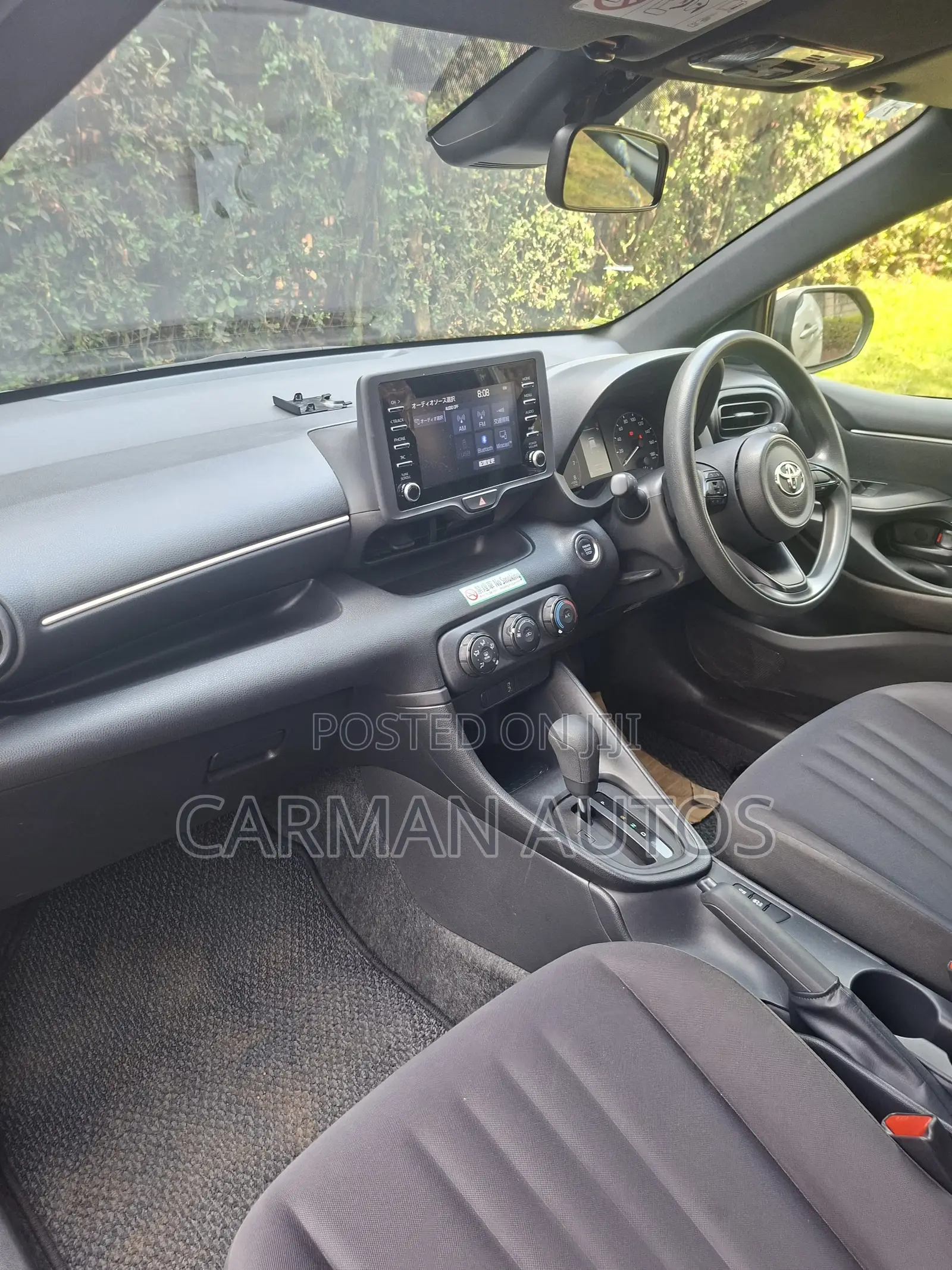 Toyota Yaris 1.5 Sedan L 2020 Silver