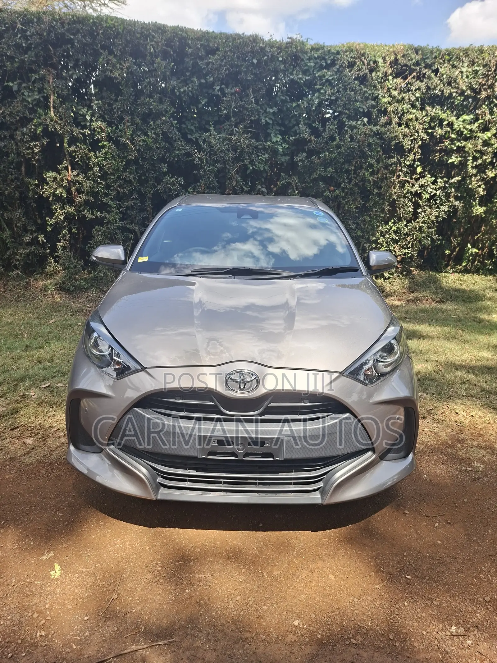 Toyota Yaris 1.5 Sedan L 2020 Silver