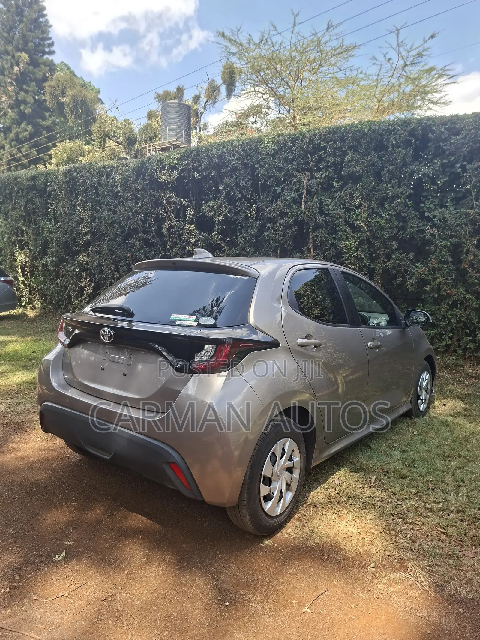 Toyota Yaris 1.5 Sedan L 2020 Silver