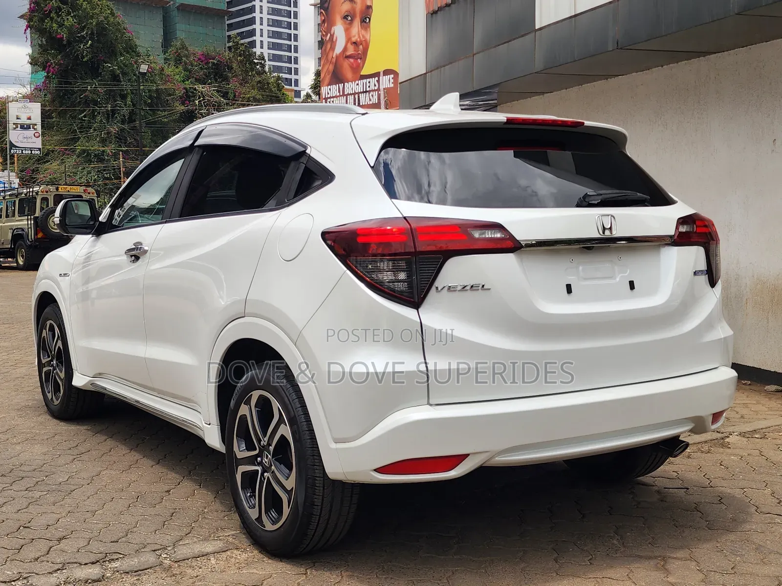 Honda Vezel 1.5 Hybrid 2WD 2019 White