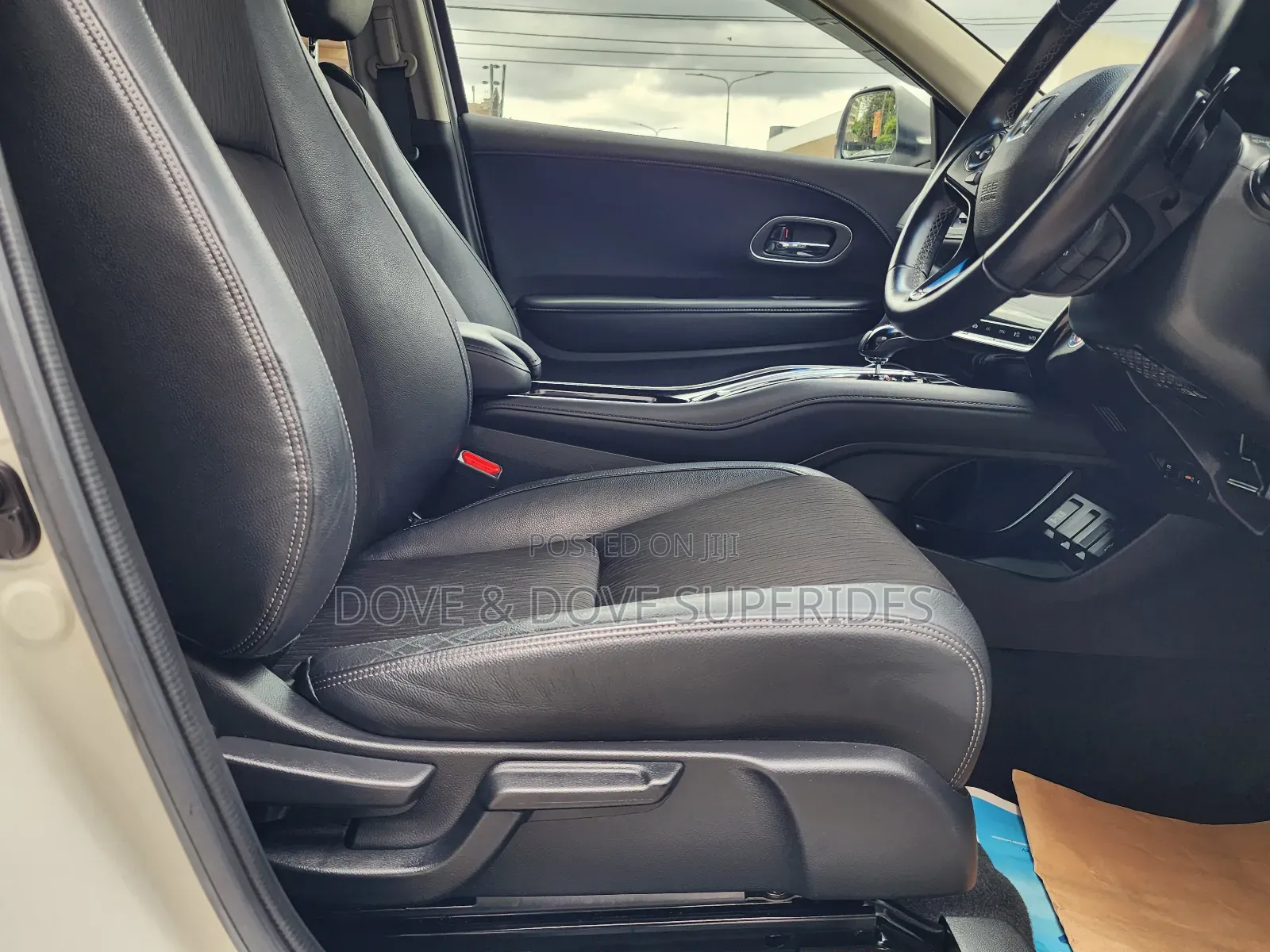 Honda Vezel 1.5 Hybrid 2WD 2019 White