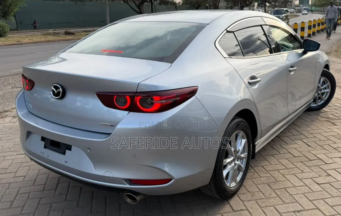 Mazda 3 2021 Silver