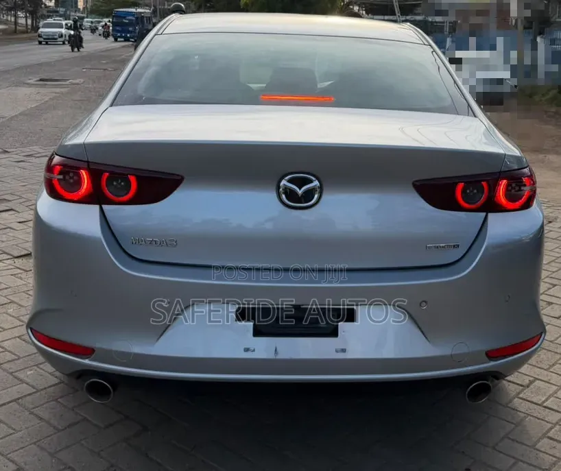 Mazda 3 2021 Silver