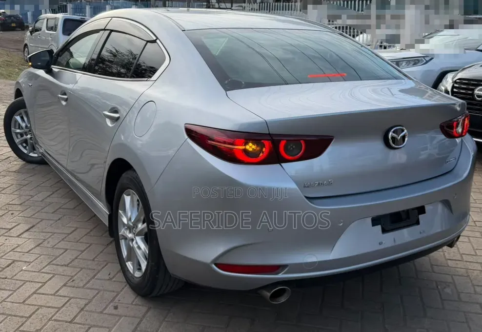 Mazda 3 2021 Silver