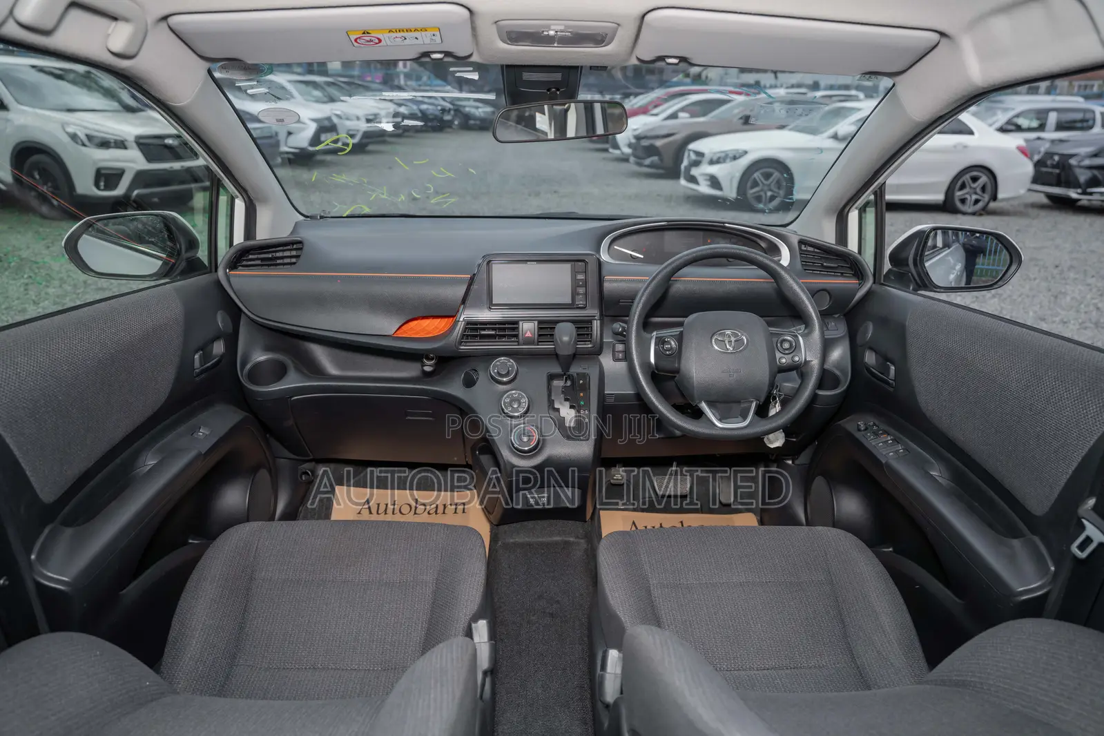 Toyota Sienta 1.5 FWD (6-seater) 2020 White