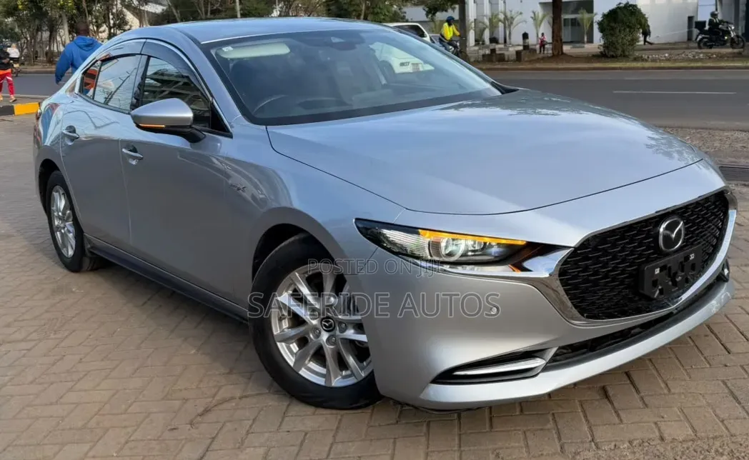 Mazda 3 2021 Silver