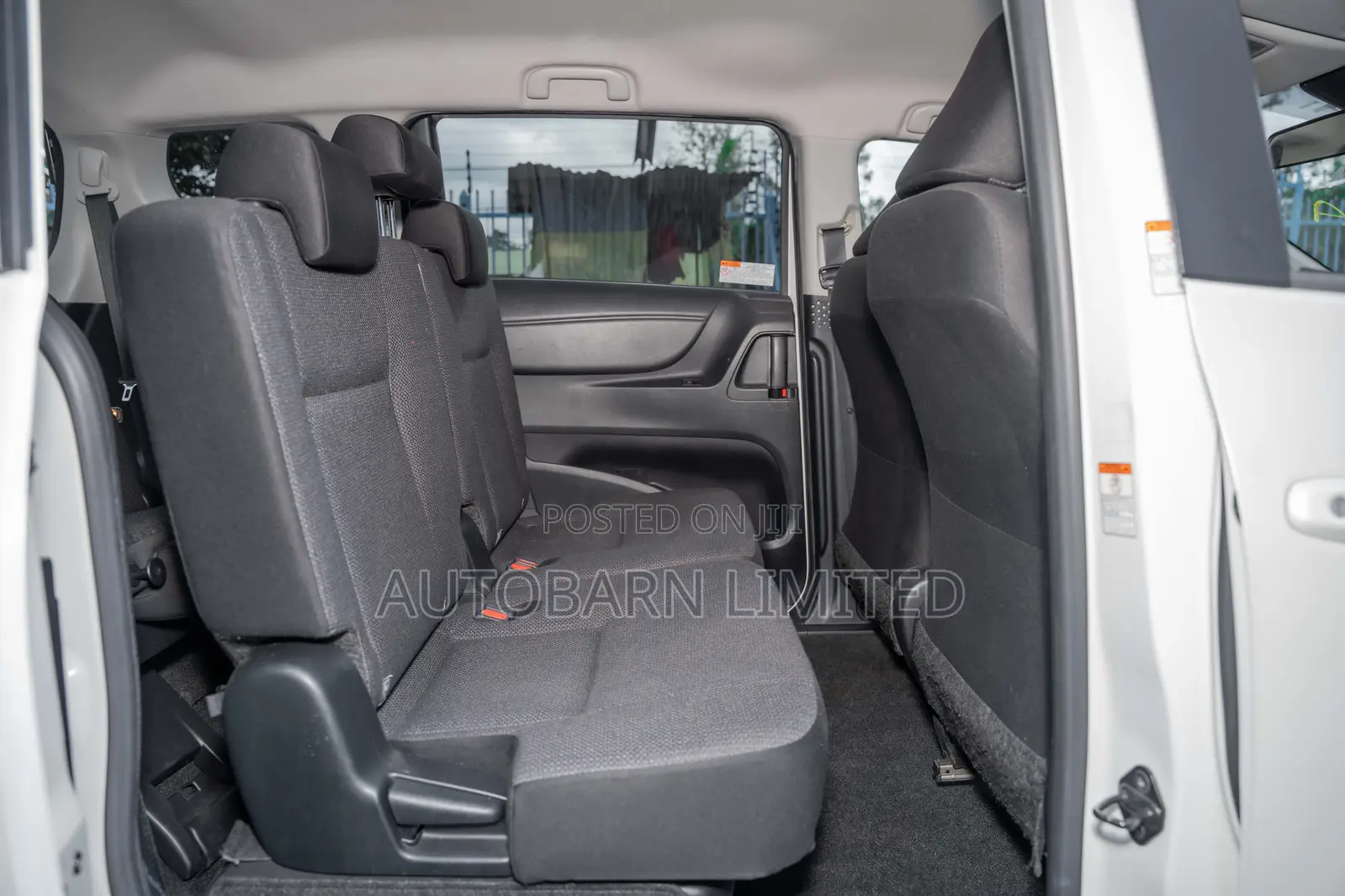 Toyota Sienta 1.5 FWD (6-seater) 2020 White