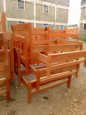 4*6 Hardwood Kings Bed. Hardwood Framed Bed 4*6 Sized