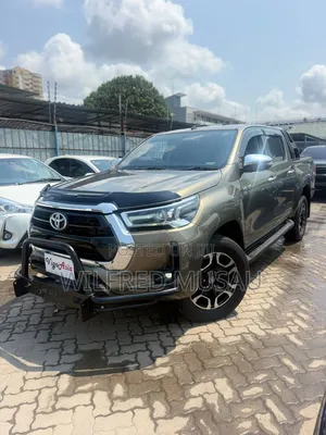 Toyota Hilux 2.8 Diesel 2020 Gray