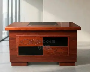 1.4 Meter Mahogany Executive Staff Desk Kenya – Modern Office Table