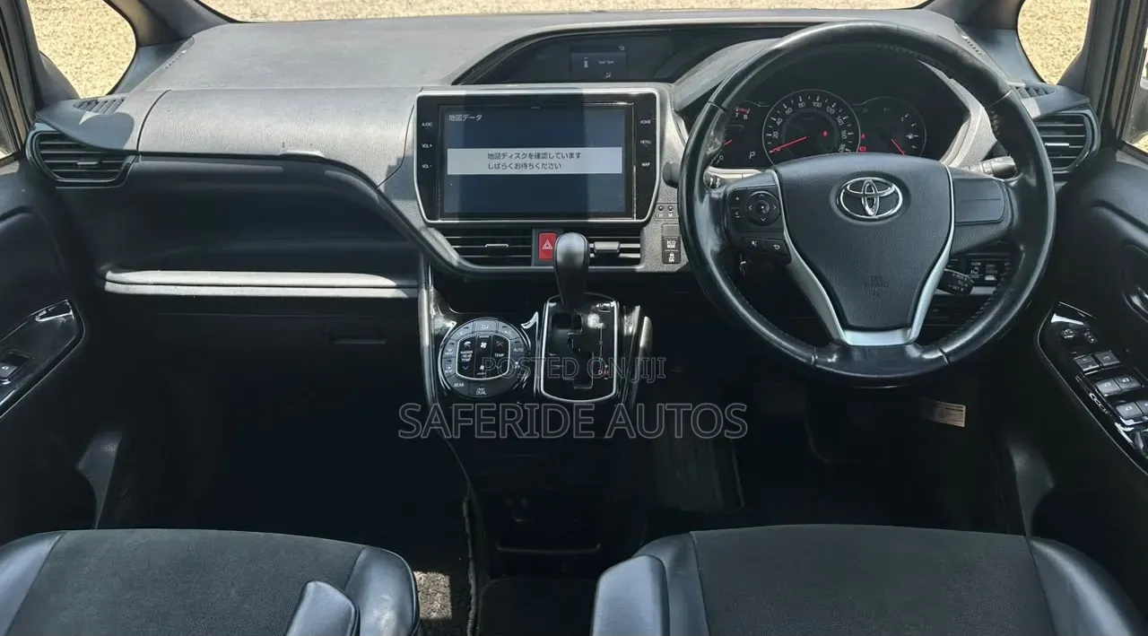 Toyota Noah 2.0 FWD (7 Seater) 2019 Black