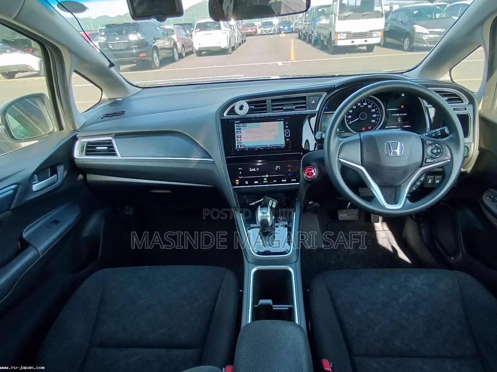 Honda Shuttle 1.5 Hybrid 2WD 2019 Silver