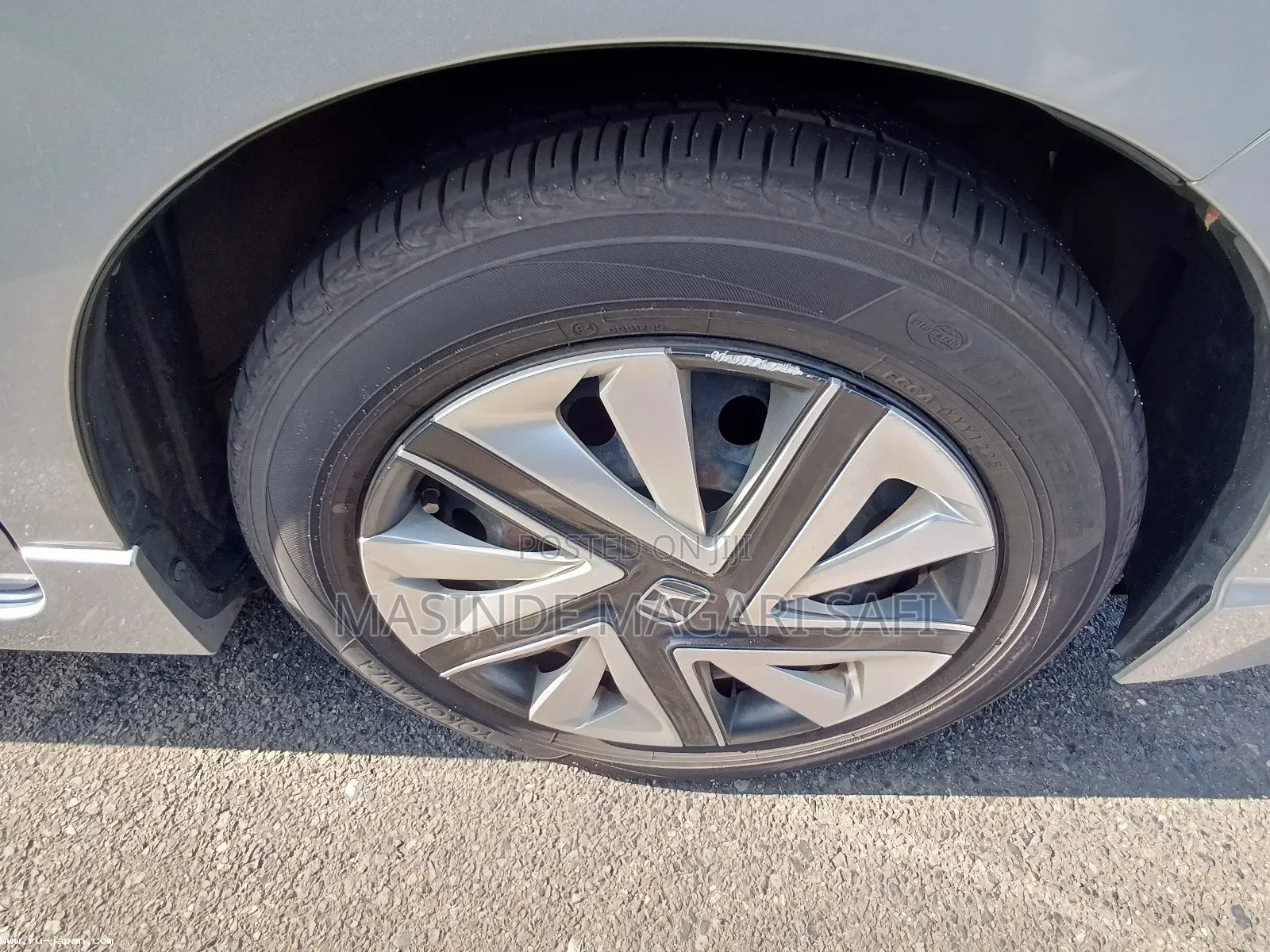 Honda Shuttle 1.5 Hybrid 2WD 2019 Silver