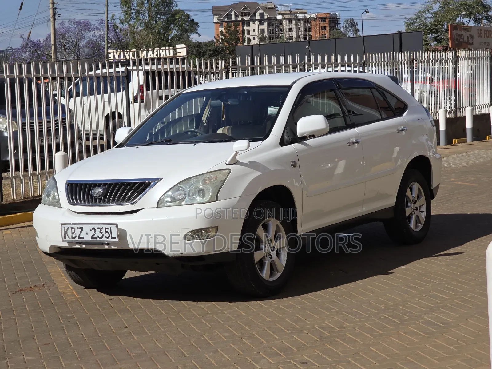 Toyota Harrier 2007 White