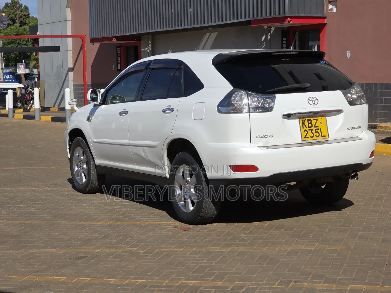 Toyota Harrier 2007 White