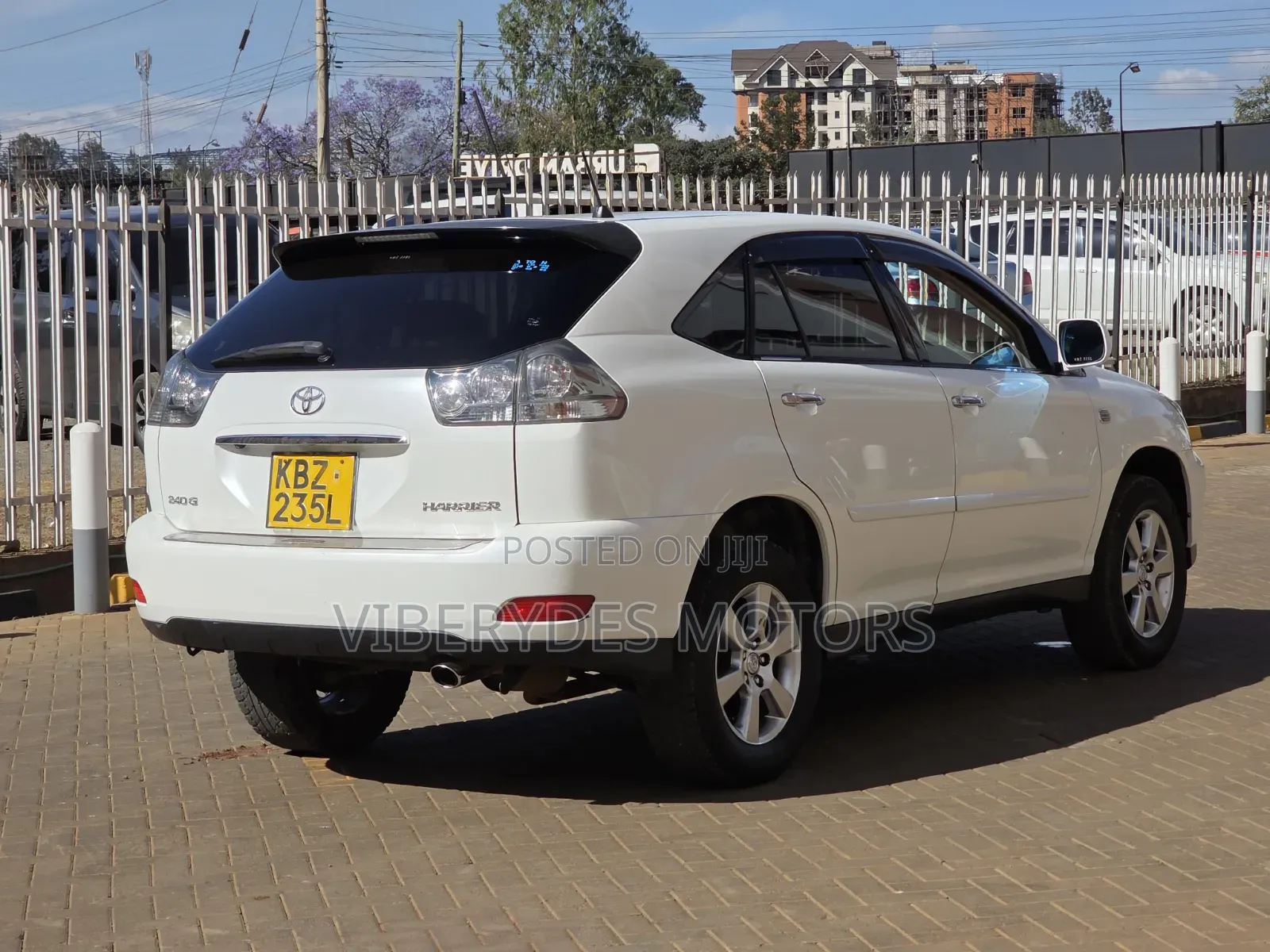 Toyota Harrier 2007 White
