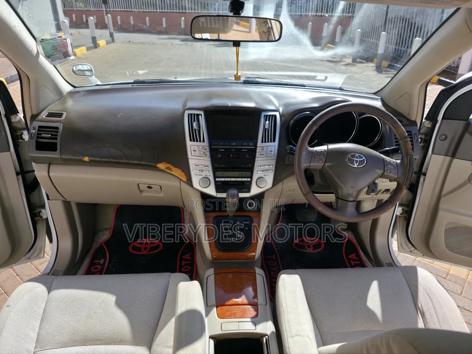 Toyota Harrier 2007 White