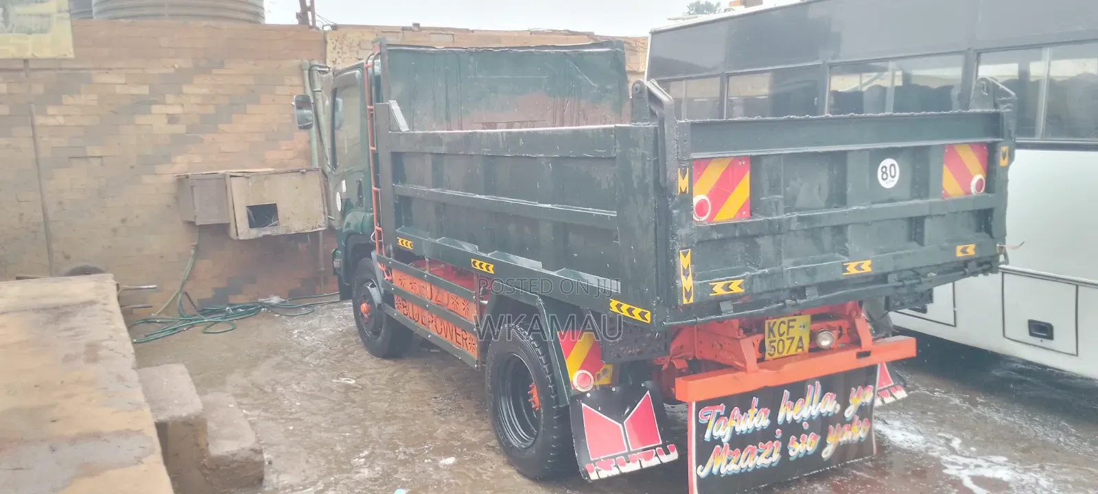 ISUZU Forward Frr90 Tipper