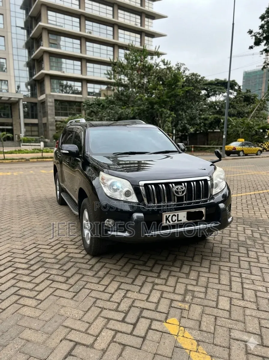 Toyota Land Cruiser Prado 2012 Burgundy