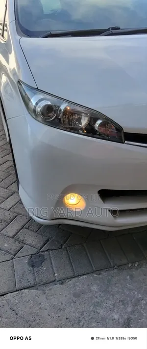 Toyota Wish 2010 White