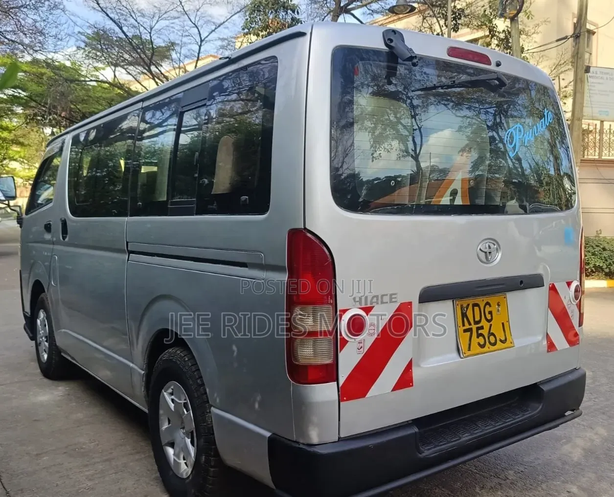 Toyota HiAce 2014 Silver