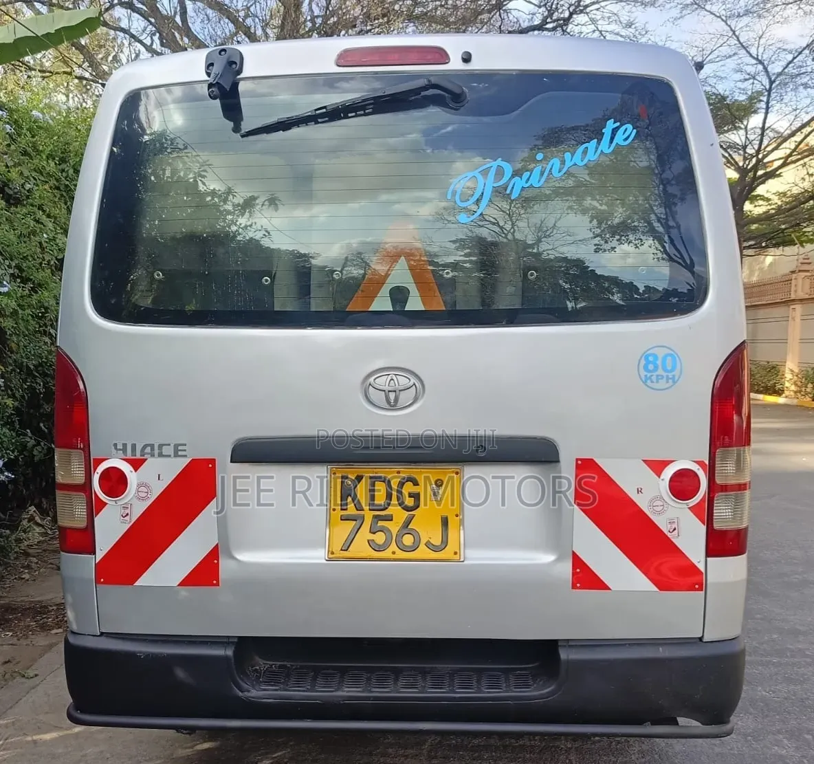 Toyota HiAce 2014 Silver