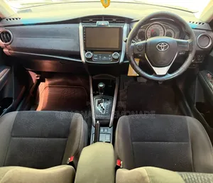 Toyota Corolla Fielder 1.8 Petrol FWD 2014 Silver