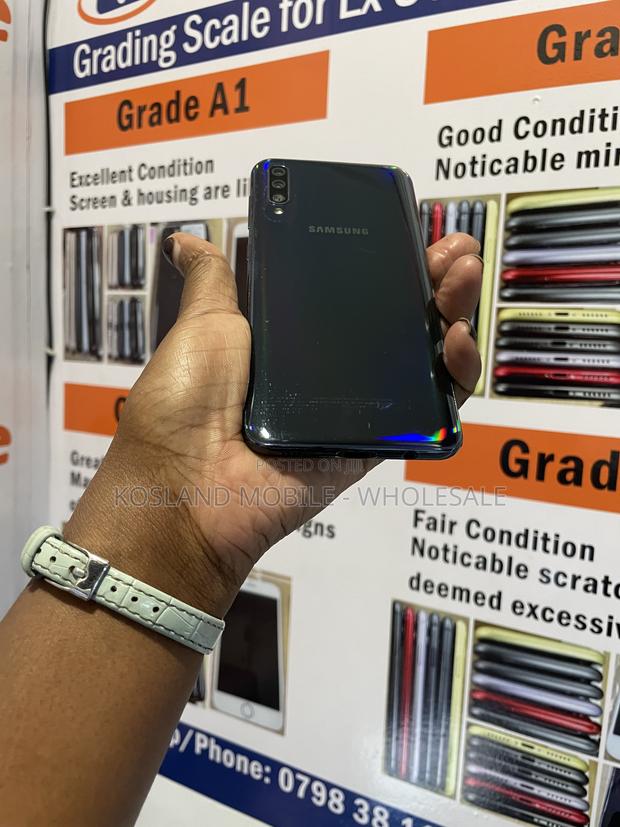 Samsung Galaxy A50 128 GB Black - thumbnail 2