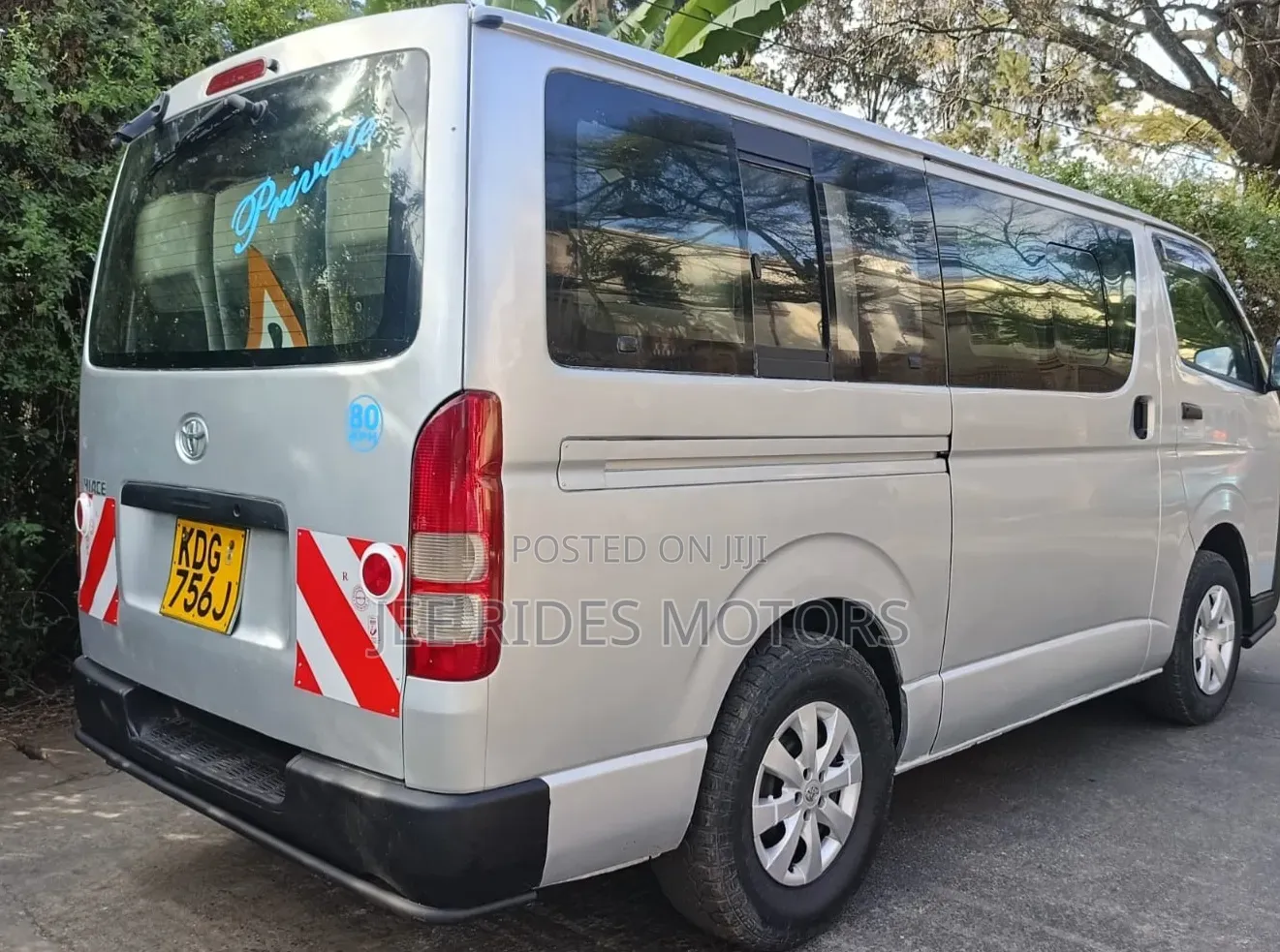 Toyota HiAce 2014 Silver
