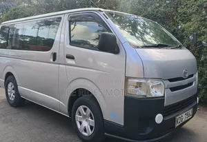 Toyota HiAce 2014 Silver