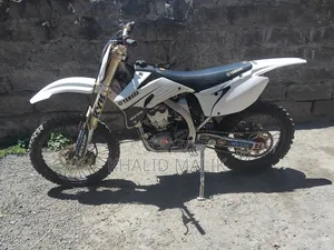Yamaha 2007 White