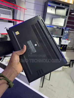 Laptop Dell Latitude 7390 8GB Intel Core i5 SSD 256GB