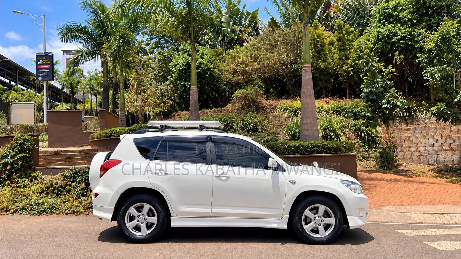 Toyota RAV4 Limited V6 4x4 2009 Pearl
