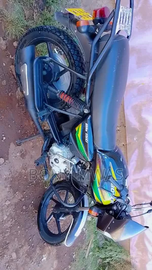 Bajaj Boxer 150 UG 2023 Black