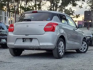 Suzuki Swift 2018 Silver