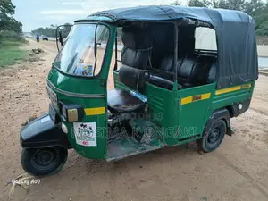 Piaggio 2018 Green