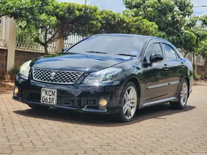 Toyota Crown 2010 Black