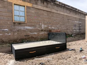4 by 6 Pallet Bed