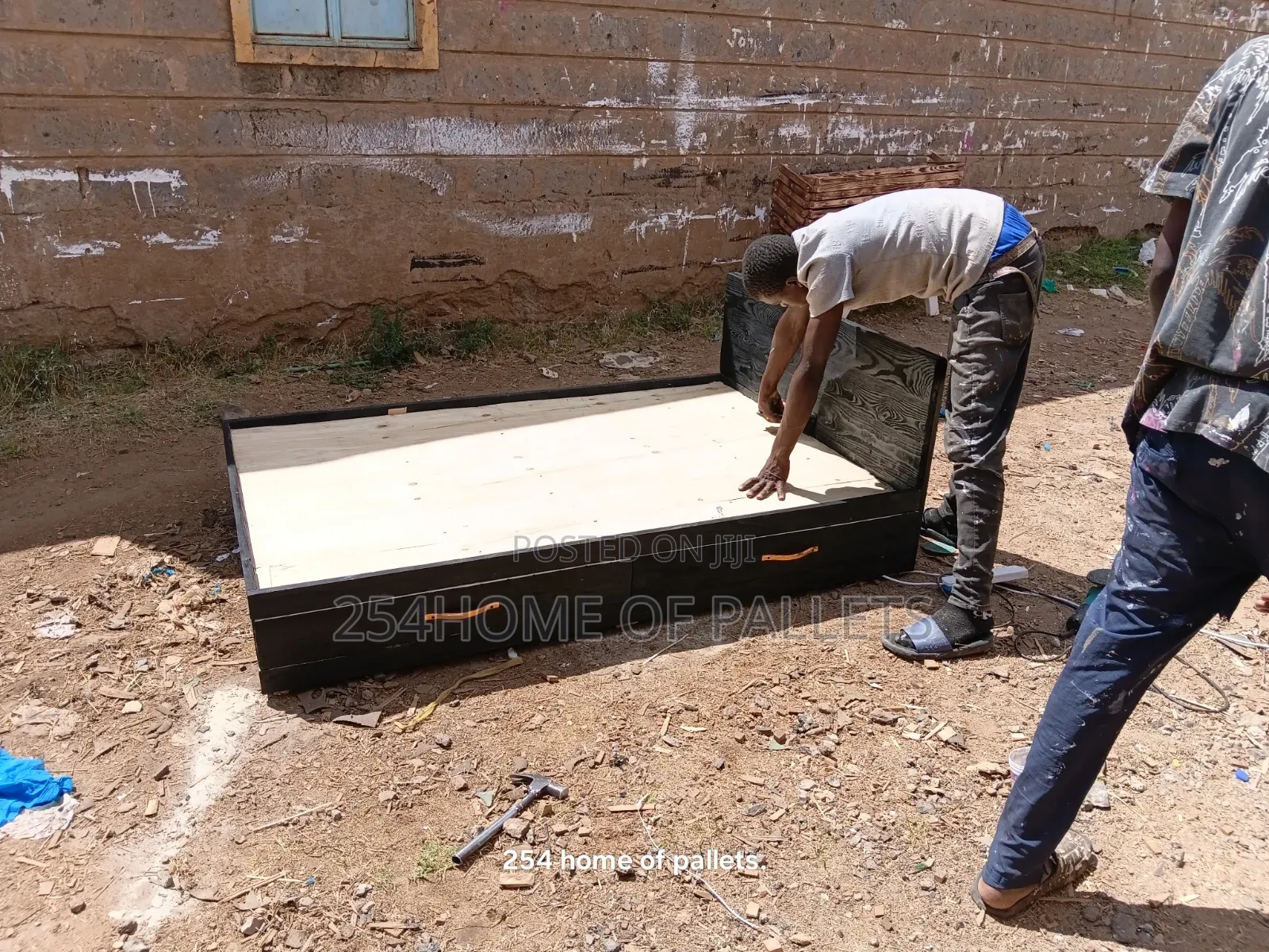 4 by 6 Pallet Bed