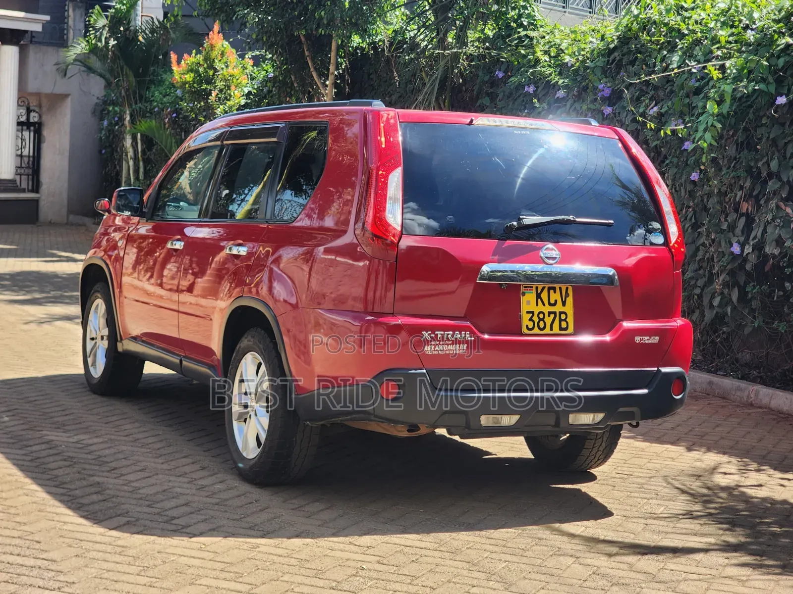 Nissan X-Trail 2012 Red