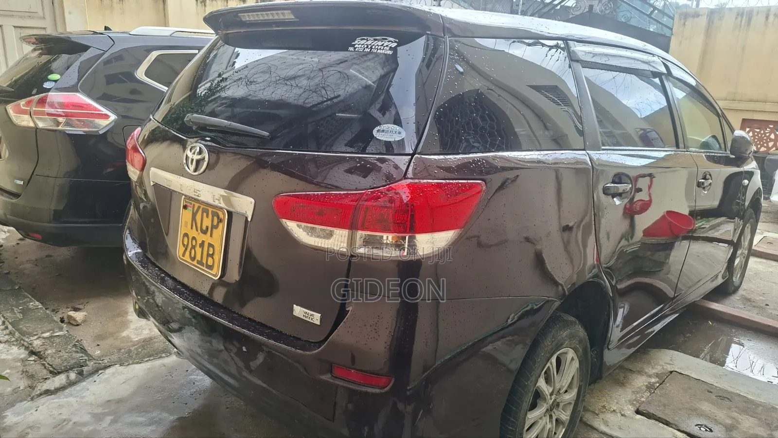 Toyota Wish 2012 Maroon