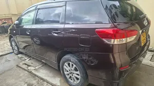 Toyota Wish 2012 Maroon