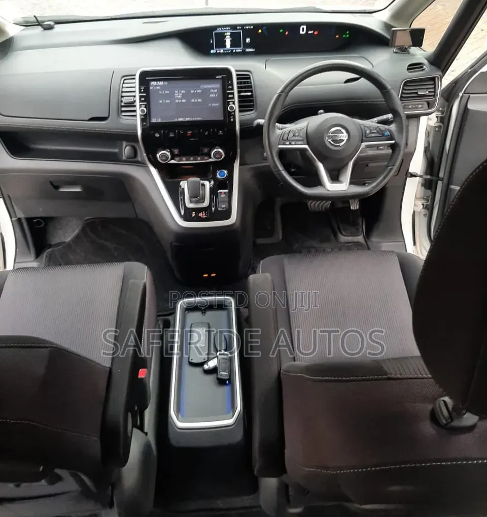 Nissan Serena 2019 White