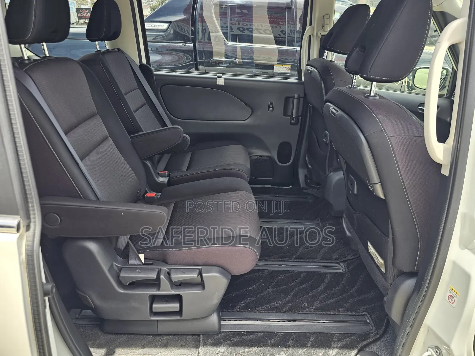 Nissan Serena 2019 White