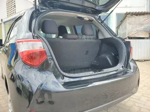 Toyota Vitz 1.0 FWD 5dr 2020 Black