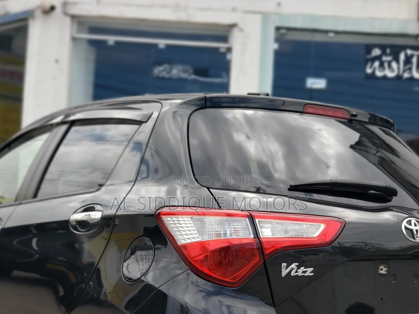 Toyota Vitz 1.0 FWD 5dr 2020 Black