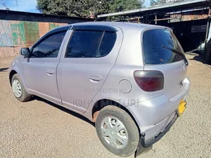 Toyota Vitz 2003 Gold