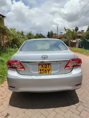 Toyota Corolla 2013 Silver