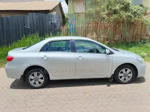 Toyota Corolla 2013 Silver